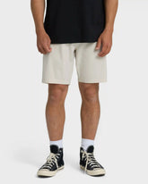 Primary Submersible 18" Hybrid Shorts - Oatmeal
