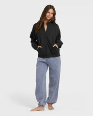 The Avery Zip Sweatshirt - Black Sands