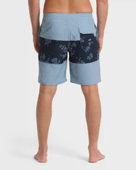 Tribong Lo Tide 18" Boardshorts - True Navy