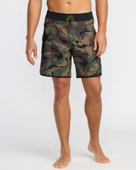 73 Pro Hi 17.5" Boardshorts - Camo