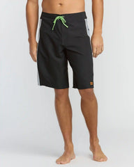 Spec 73 D Bah 2.0 Pro 20" Boardshorts - Black