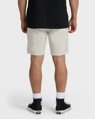 Primary Submersible 18" Hybrid Shorts - Oatmeal